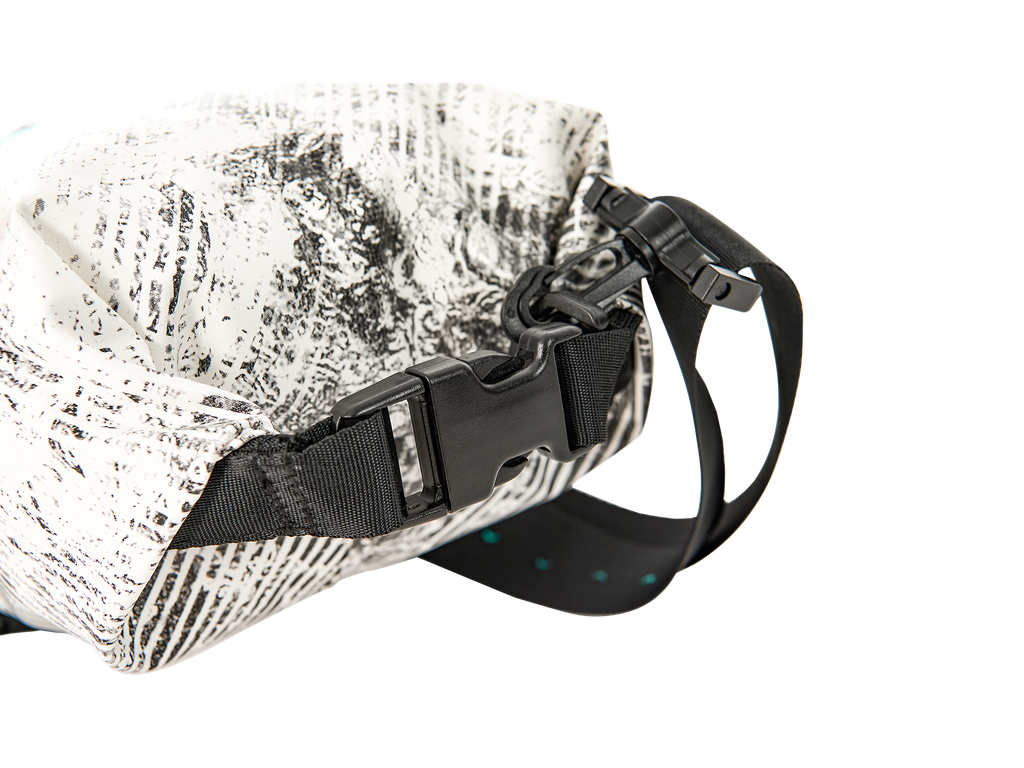 AZTRON DRY 15L WATERPROOF BAG