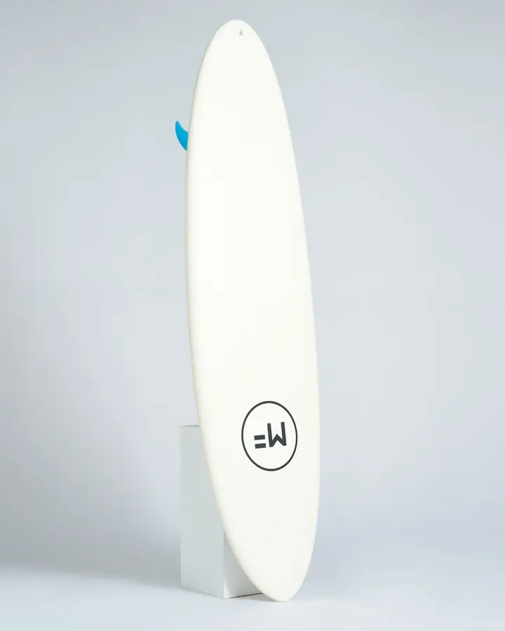 MF Alley cat epoxy lam FCSII surfboard white upside down.webp