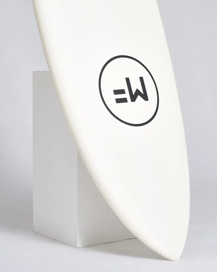 MF evenflow epoxy lam futur surfboard white nose.webp