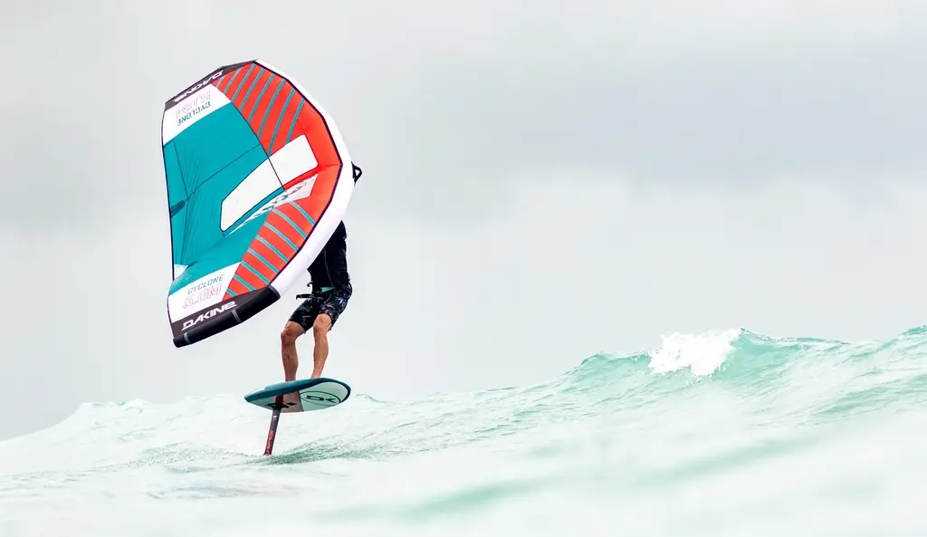 dakine cyclone 2 wing wave riding.webp